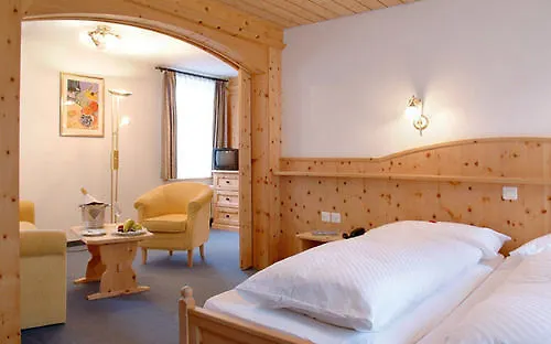 Filli فندق سكول